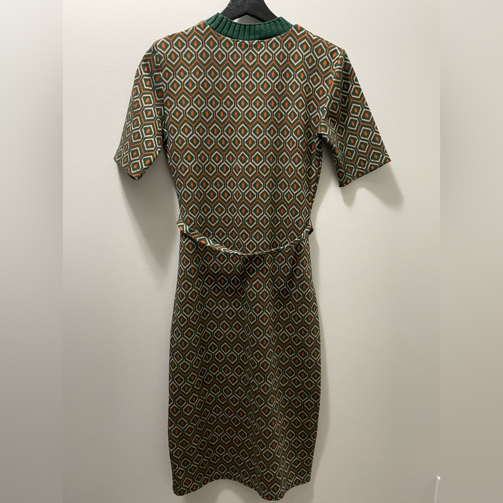 Zara Green Black Raglan Sleeve Sheath Dress